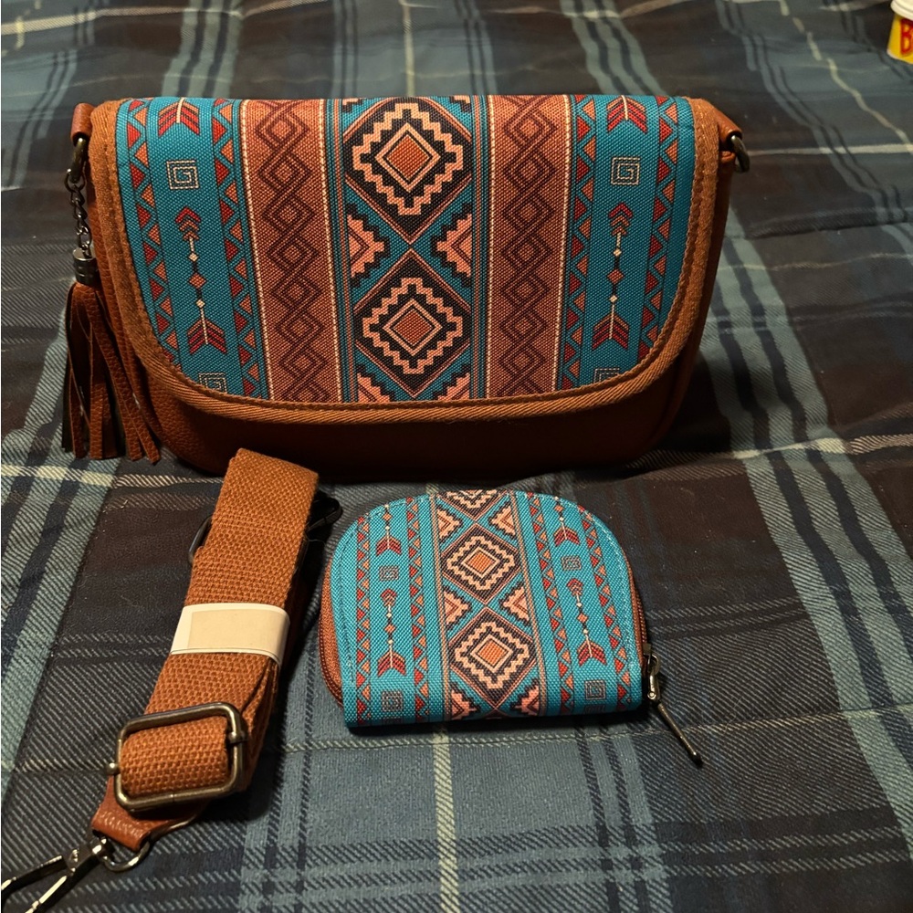Wrangler Blue and Brown Geometric Crossbody Bag Set